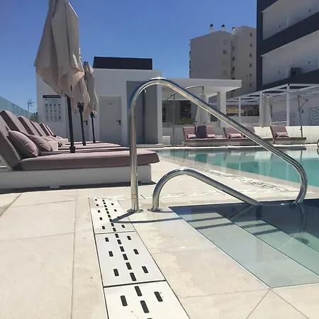 Natursun Hotell