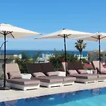 Natursun Hotell
